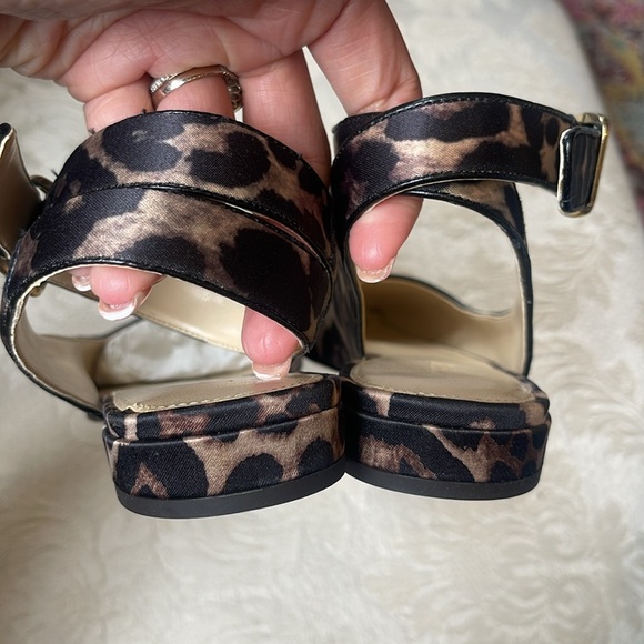 Jcrew animal print flats size 7.5. NEW - Picture 6 of 10